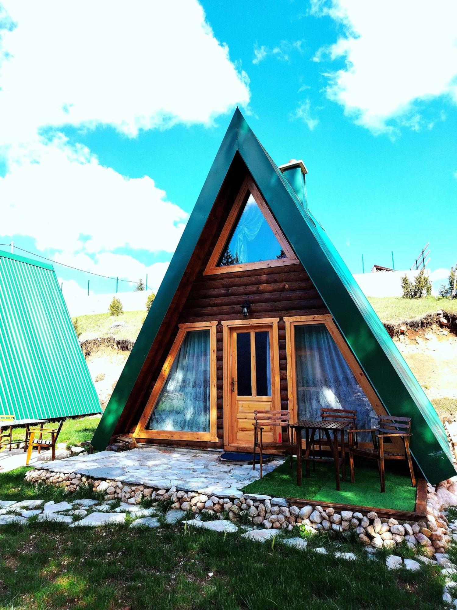 M&K Chalets جابلياك المظهر الخارجي الصورة